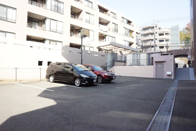駐車場　駐車場（※要空確認）