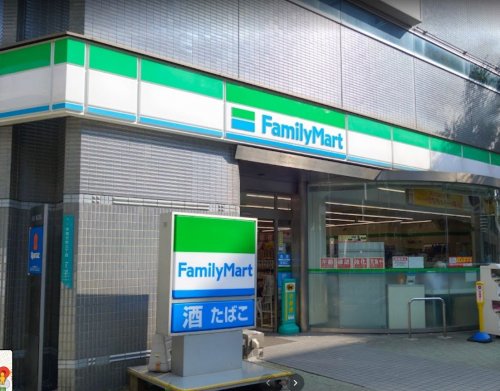 コンビニ　ファミリーマート 弁天町駅前店（コンビニ）まで109m