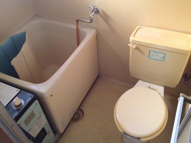 バス・シャワールーム　バス・トイレ