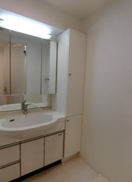 洗面設備　※同仕様写真含む