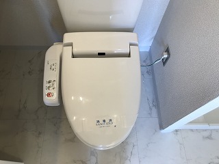 トイレ　※過去退去時のお写真です