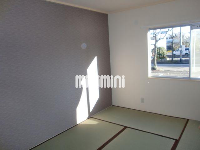 眺望　窓があり、日当り良好です。