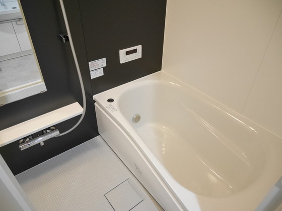 バス・シャワールーム　他号室の写真です。