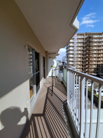 バルコニー　日当り良好の南向き