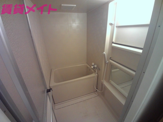 バス・シャワールーム　バス