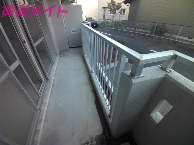 バルコニー　トイレバルコニー