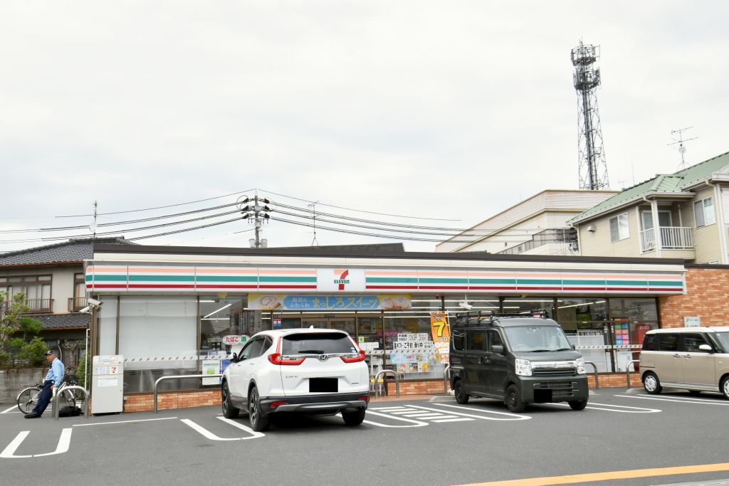 コンビニ　セブンイレブン岡山三門東町店（コンビニ）まで124m