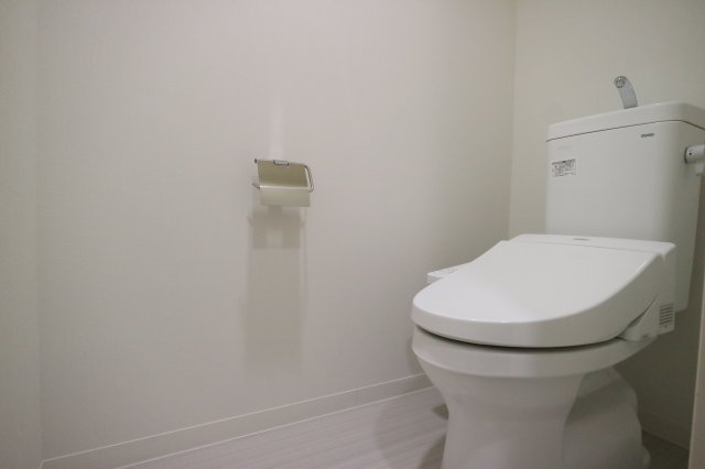 トイレ　同一タイプです。