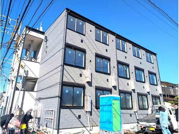 建物外観　建築中