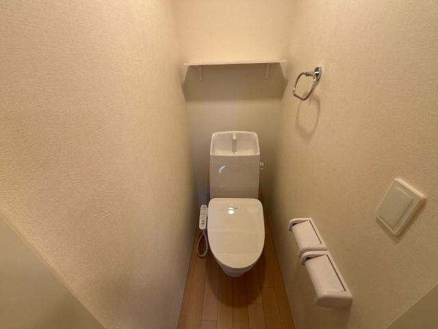 トイレ　シャワー付トイレ