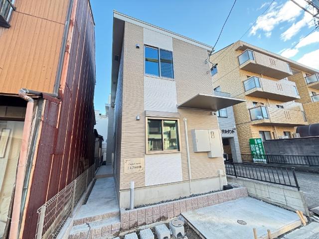 建物外観　外観写真（昼）