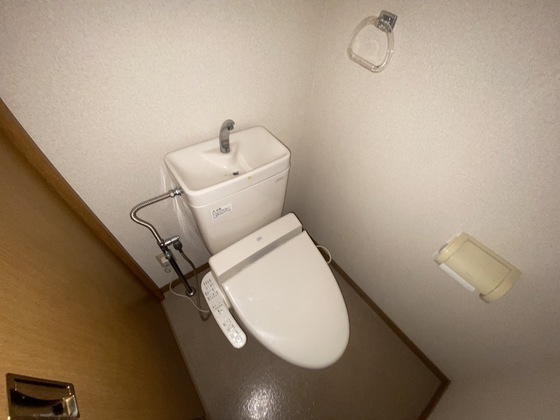 トイレ　※別部屋の写真です