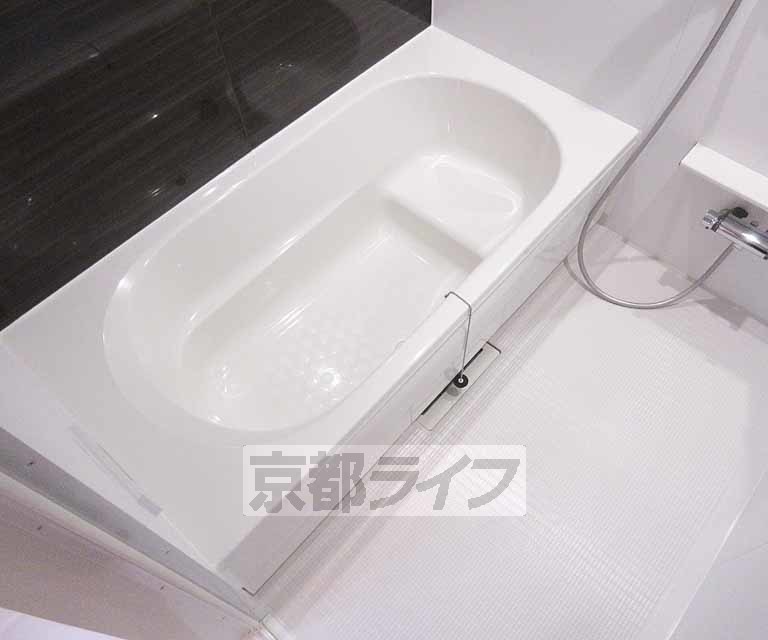 バス・シャワールーム　きれいなお風呂です