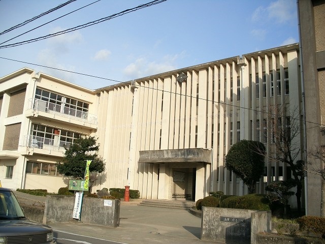 小学校　国府小学校（小学校）まで1000m