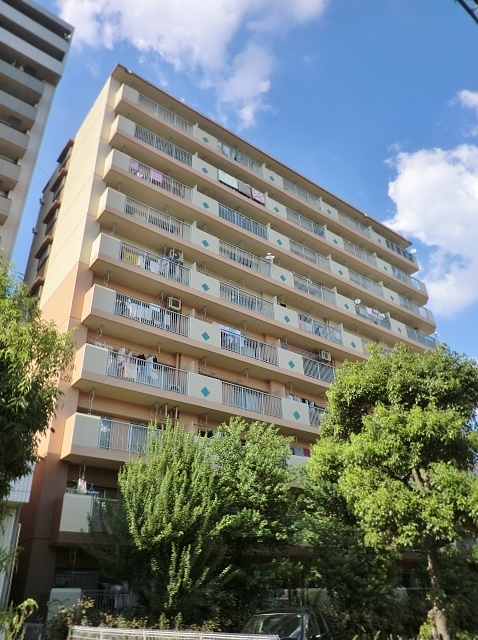 建物外観　分譲仕様の大型マンションです