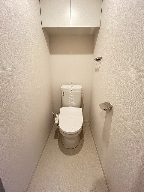 トイレ　ウォシュレット付きのトイレ