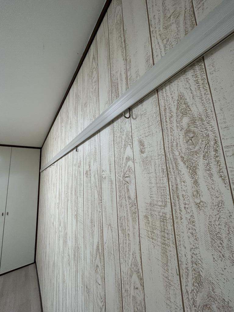 その他　壁掛けがあるの、地味に便利です