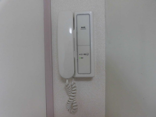 セキュリティ　オートロック付きなので来客時も安心ですね