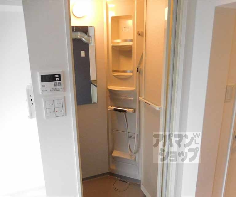 バス・シャワールーム　シャワールーム