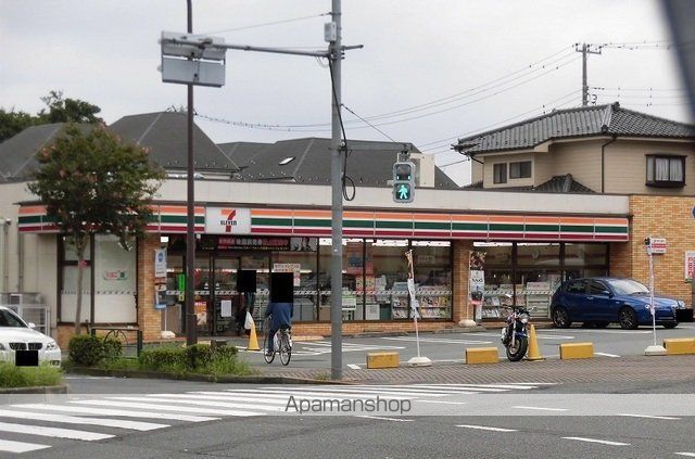 コンビニ　セブンイレブン（コンビニ）まで500m