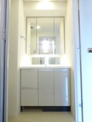 洗面設備　洗面設備