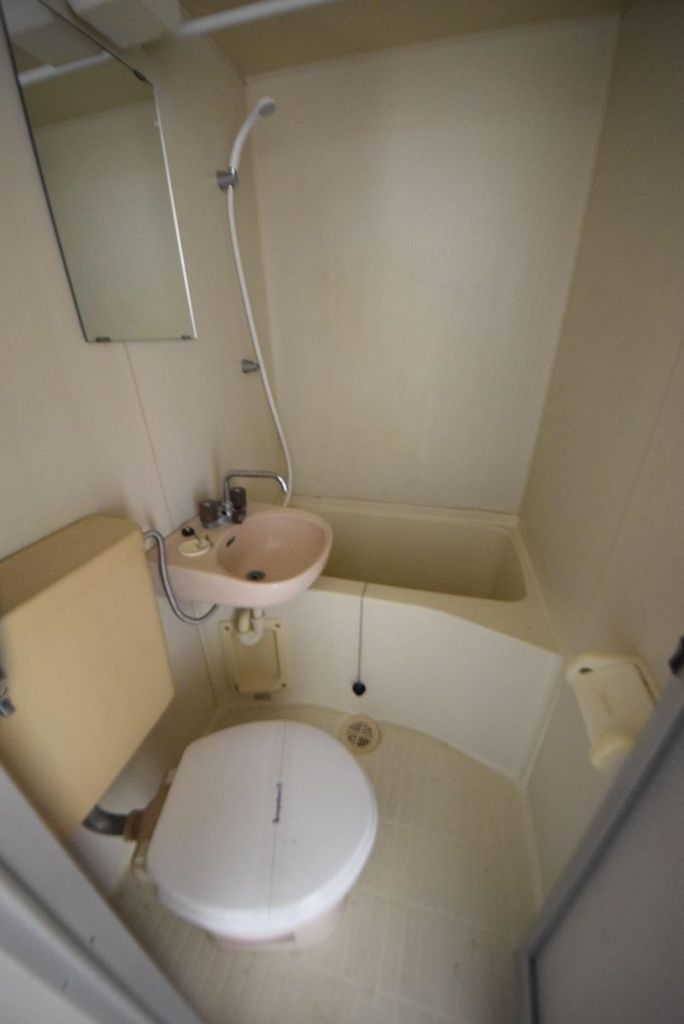 バス・シャワールーム　バス