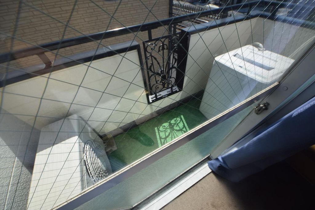 バルコニー　バルコニー