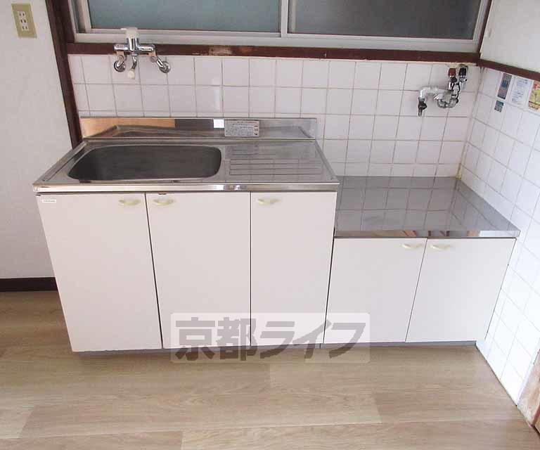 キッチン　広いキッチンです。