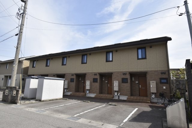 建物外観　使いやすい居間です