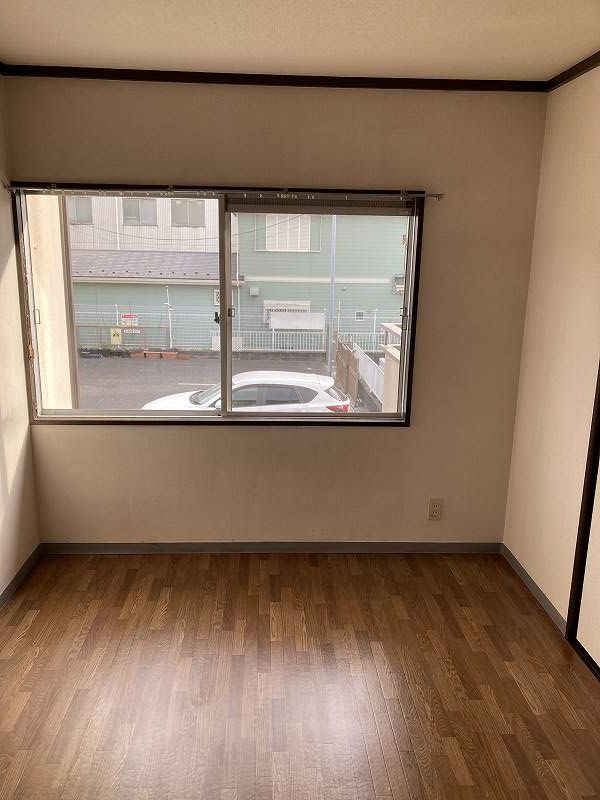 居室・リビング　アパート一室を倉庫に