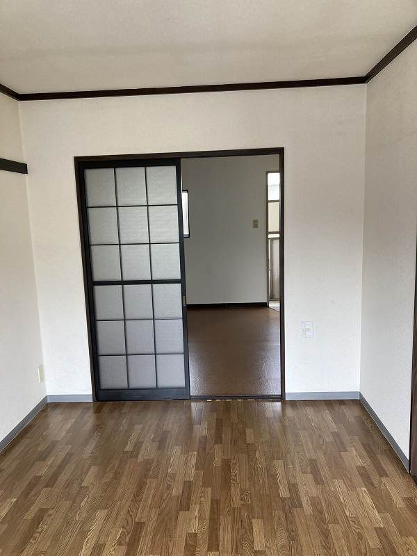 居室・リビング　アパート一室を倉庫に