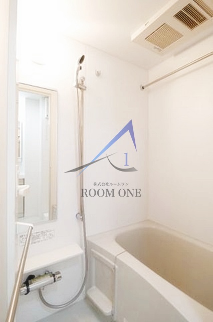 バス・シャワールーム　お風呂です。
