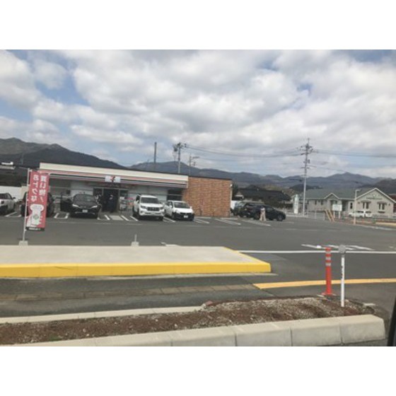コンビニ　セブンイレブン山口維新公園店（コンビニ）まで1277m