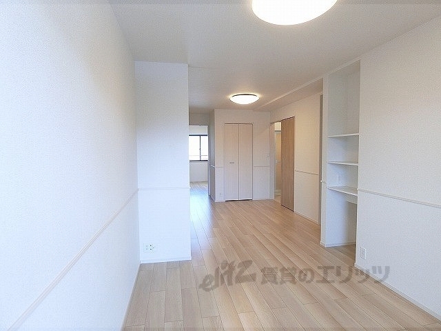 居室・リビング　リビング