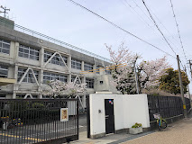 中学校　東大阪市立金岡中学校（中学校）まで1174m