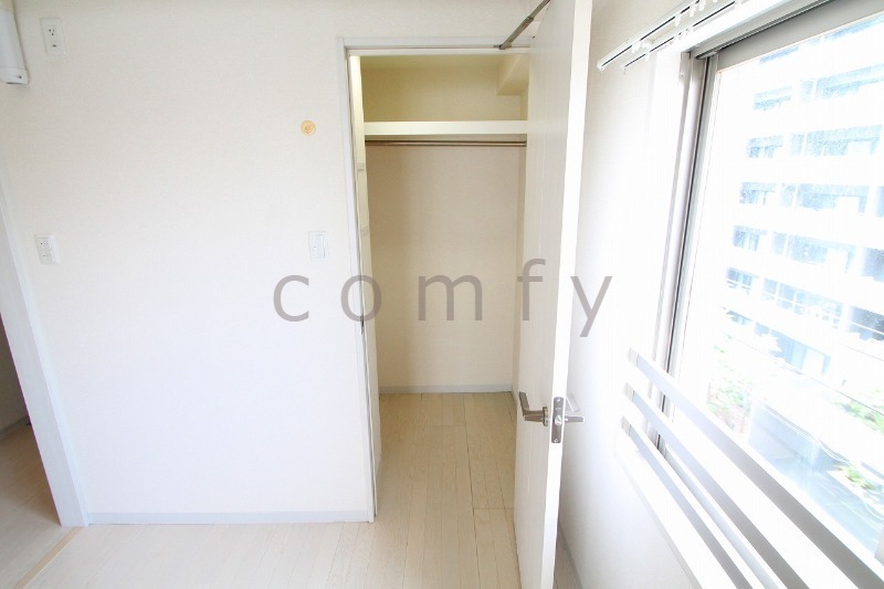 収納　ウォークインクローゼット