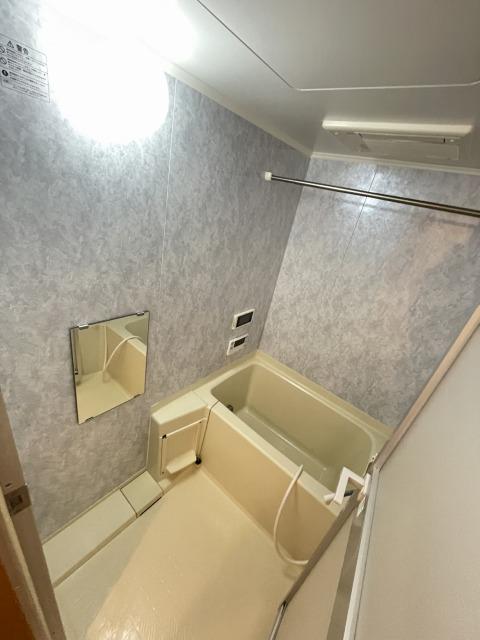 バス・シャワールーム　浴室