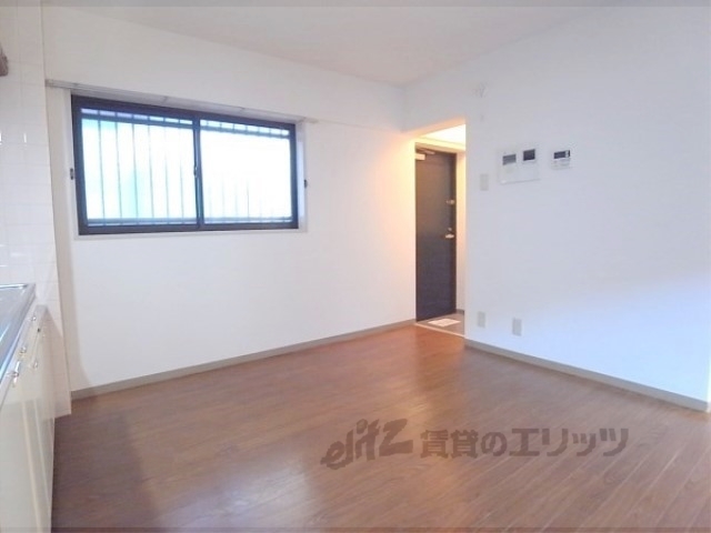 居室・リビング　居室