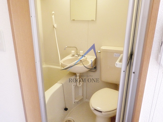 バス・シャワールーム　お風呂です。