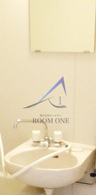 洗面設備　洗面台です。