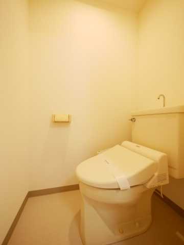 トイレ　旭泉マンション　参考写真