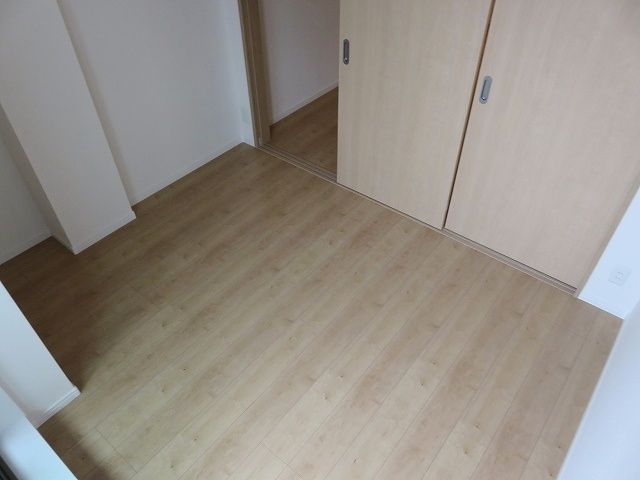 居室・リビング　反転タイプ