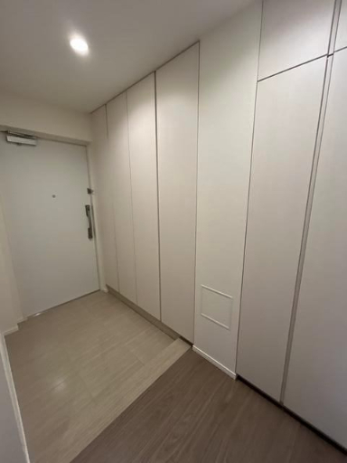 玄関　別タイプ部屋　参考写真です