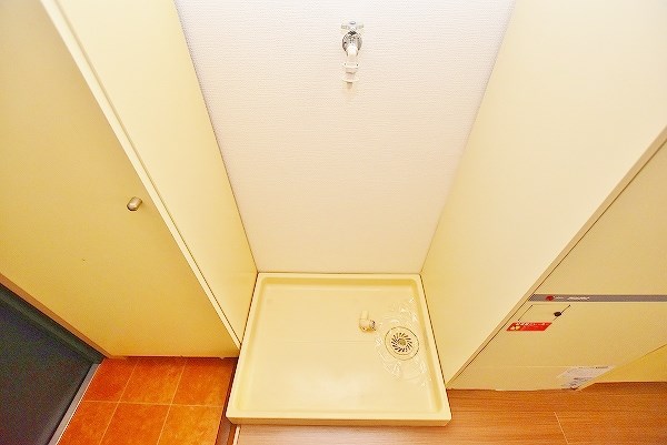 洗面設備　★洗濯機置き場★