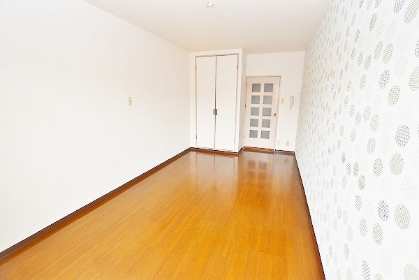 その他部屋・スペース　★洋室8帖★