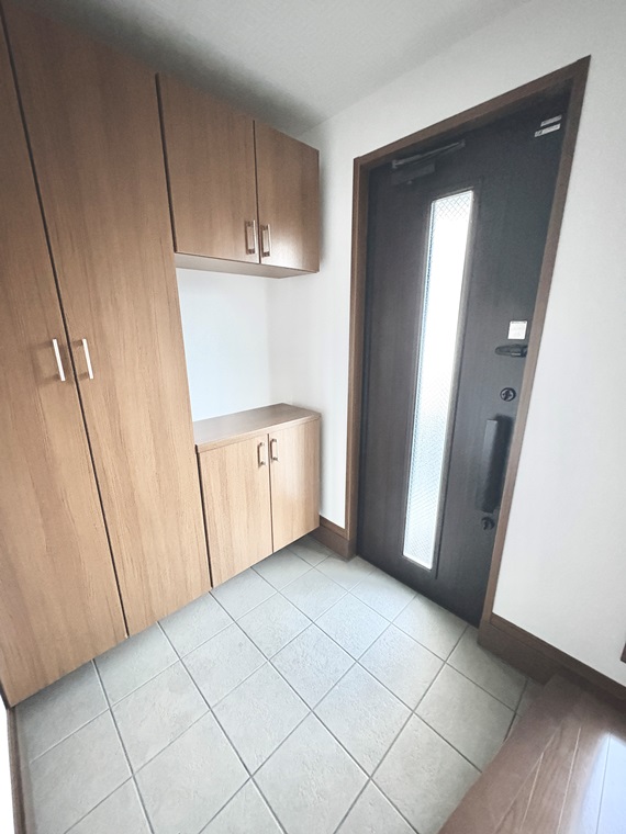 玄関　きれいな玄関です