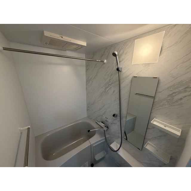 バス・シャワールーム　日々の疲れを癒すお風呂付です