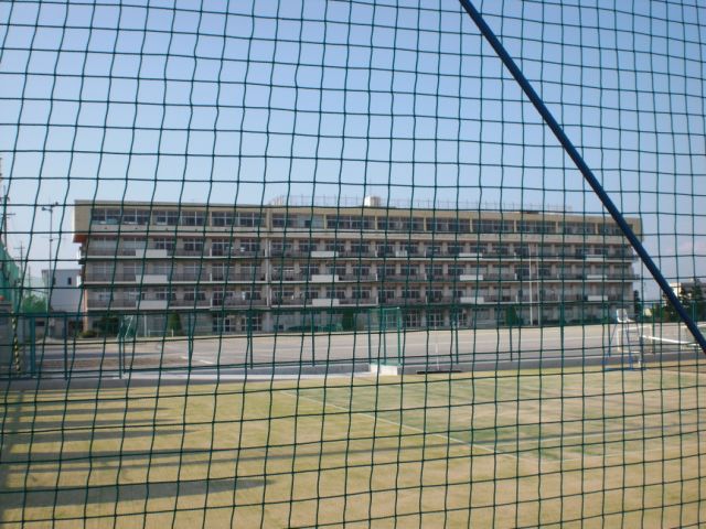 中学校　市立熊野中学校（中学校）まで600m