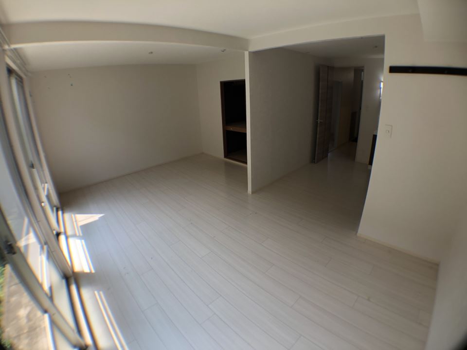 その他　ＬＤＫは白い床です