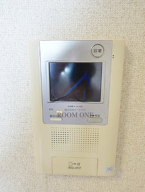 セキュリティ　モニター付きインターホンです。